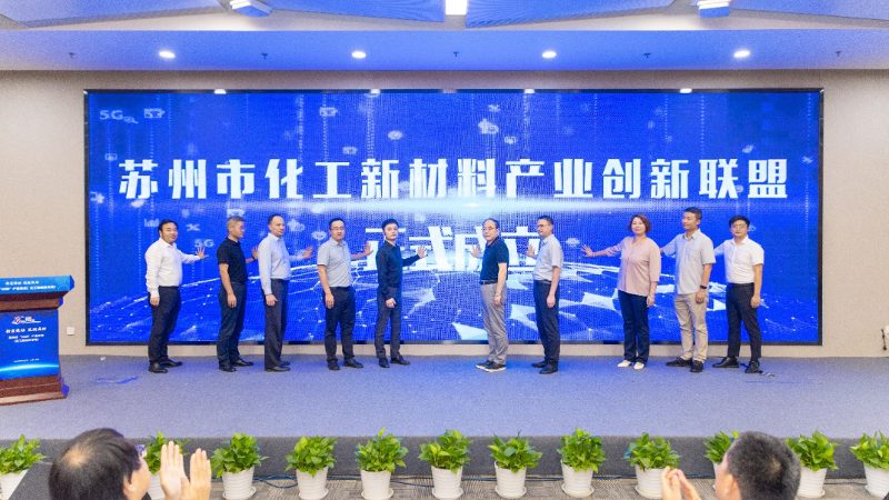 工程塑料与铝合金：性能对比与应用解析